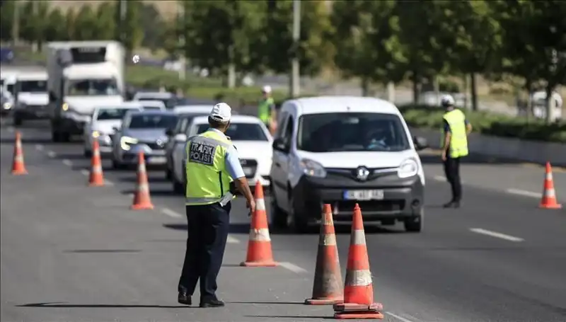 Konvoy Çiftliği: Tüneli Kapayan Protestocu Grubun Hikayesi