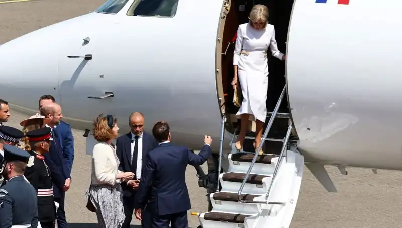Macron ve Brigitte: Kriz Ortasında Evliliklerinde Yaşanan Sıkıntılar