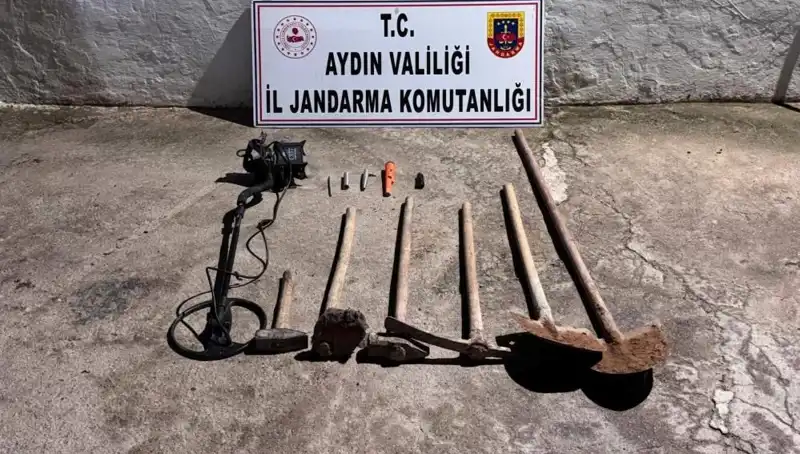 Aydın’da Kaçak Kazıya Suçüstü: 5 Kişi Gözaltına Alındı