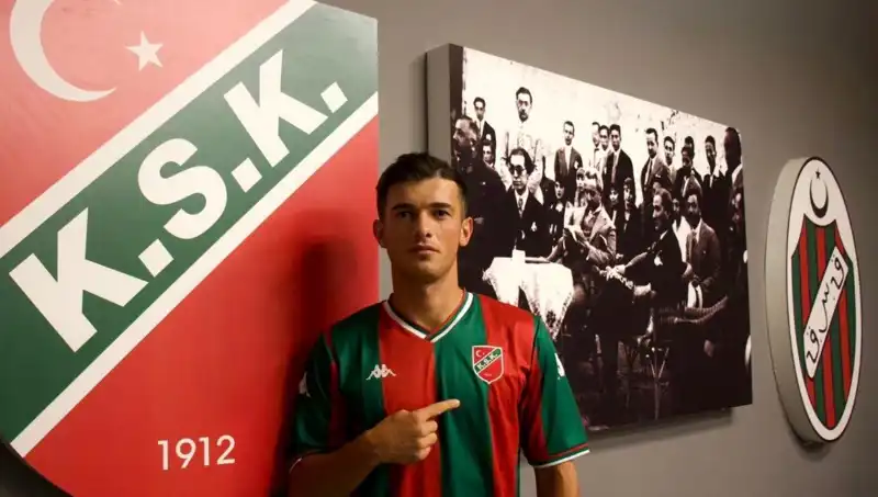 Karşıyaka'da Transfer Hareketliliği: Yeni Yüzler Takıma Katılıyor!