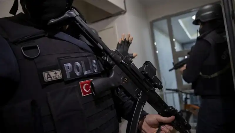 Türkiye'de Dev Uyuşturucu Operasyonu: 516 Kişi Tutuklandı!