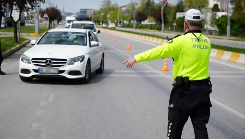 2025'te Yeni Trafik Cezaları: Artışlar ve Kanundaki Değişiklikler