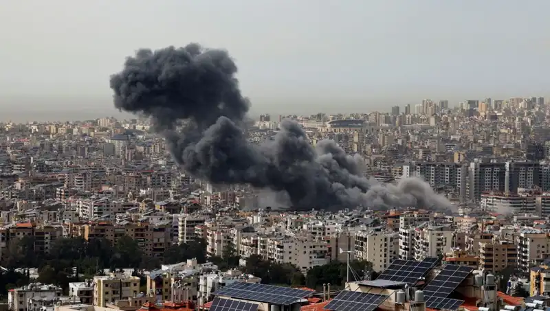 İsrail Ordusundan Beyrut'un Güneyine Sarsıcı Hava Saldırısı