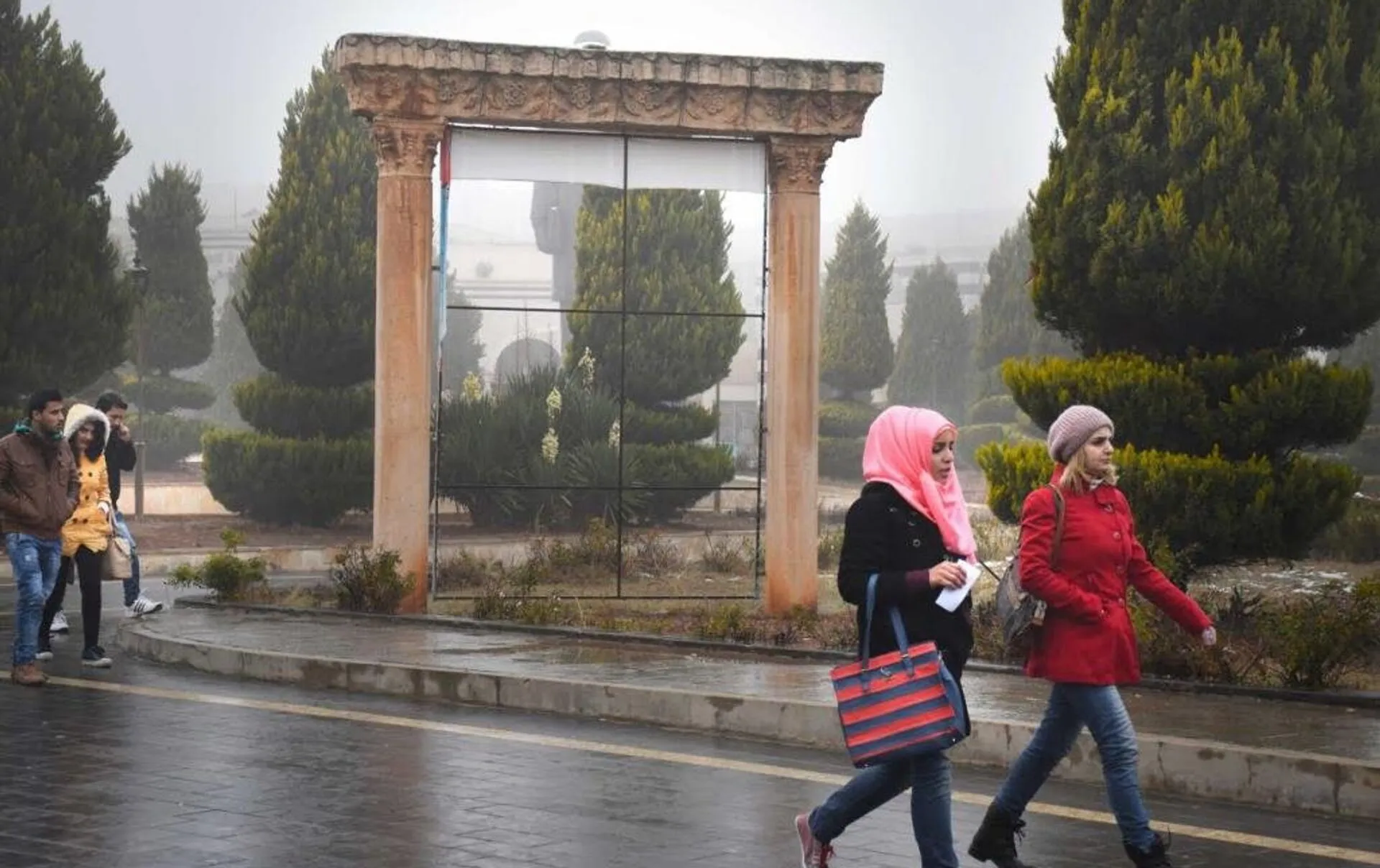 Suriye'deki Üniversiteler Eğitim ve Öğretime Yeniden Başladı