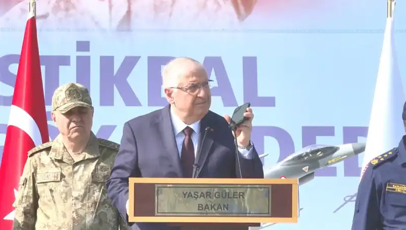 Cumhurbaşkanı Erdoğan'dan Mehmetçiğe Bayram Müjdesi: Yüreklere Su Serpen Kutlama!