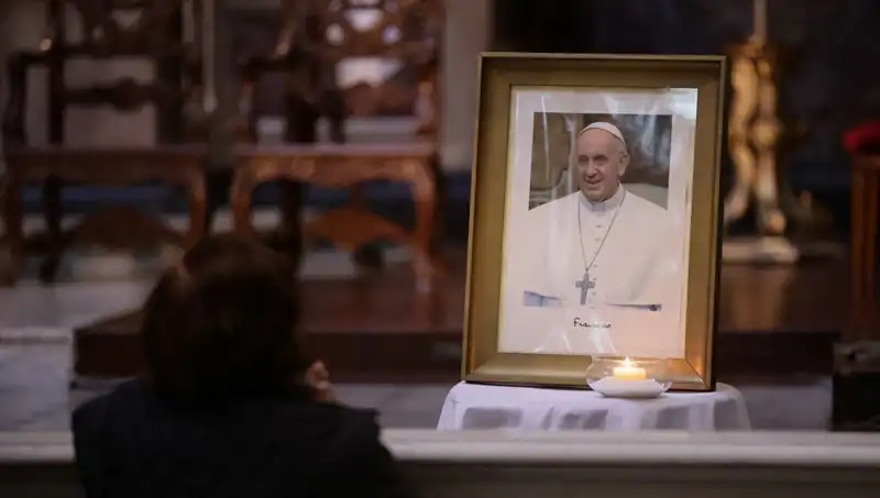 Papa Francis'in Vasiyeti ve Cenaze Törenine Dair Detaylar Açığa Çıktı