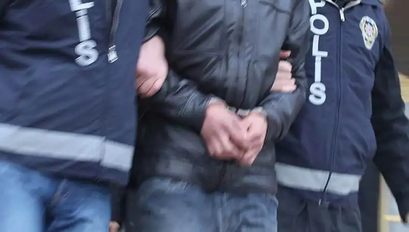 Adana'da Uyuşturucu Operasyonu: 45 Şahıs Gözaltına Alındı