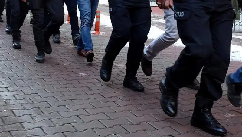 MİT ve Emniyetten FETÖ'ye Şok Operasyon: Tutuklamalar ve Yeni Belgeler