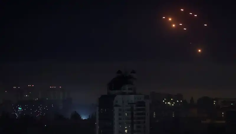 Rusya’dan Kiev’e Hava Saldırısı: Sumi’de 11 Köy İçin Tahliye Emri!