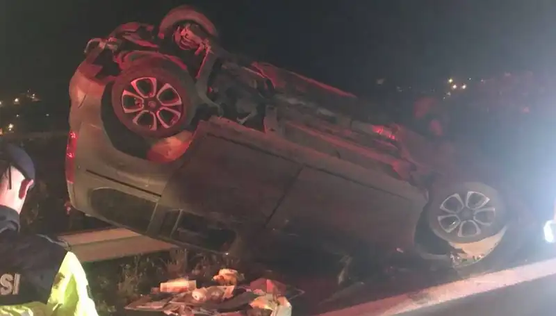 Osmaniye'de Otomobil ve TIR Kaza Yaptı: 5 Yaralı Durumu Ciddiyetini Koruyor