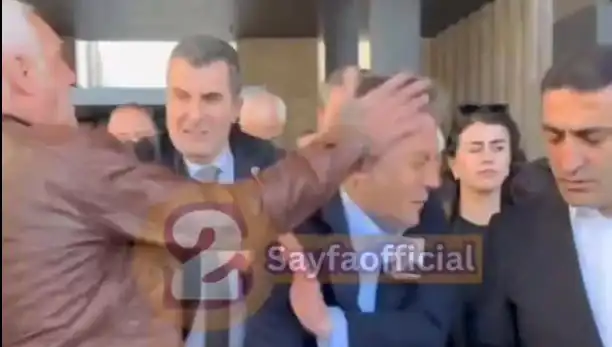 Özgür Özel'e AKM Önünde Fiziksel Saldırı: Siyasi Gerginlik Tırmanıyor