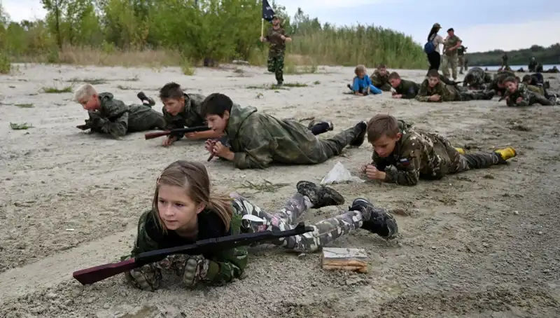 Rusya’nın Çocuk Askerleri: 8 Yaşındaki Savaşçılardan İnanılmaz Hikayeler