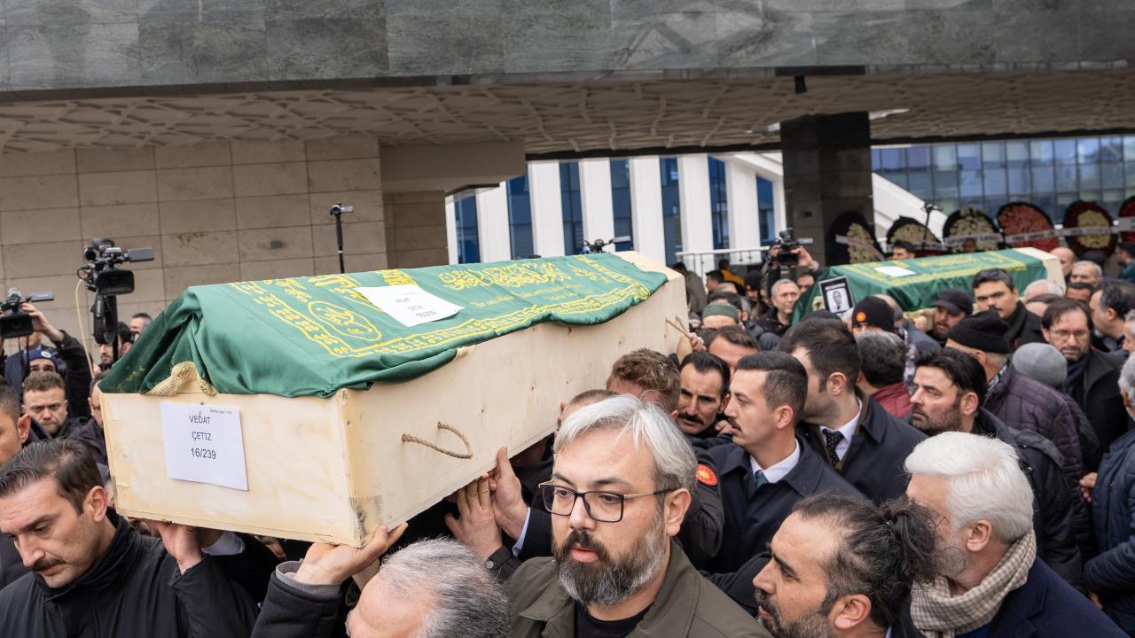 Bolu’daki Faciada Hayatını Kaybedenler Son Yolculuklarına Uğurlandı