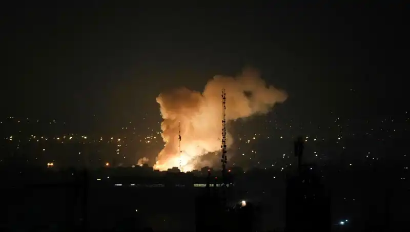 İsrail, İran’ı Hedef Aldı: Tahran, Tel Aviv’in Hamlesine Nasıl Cevap Verecek?