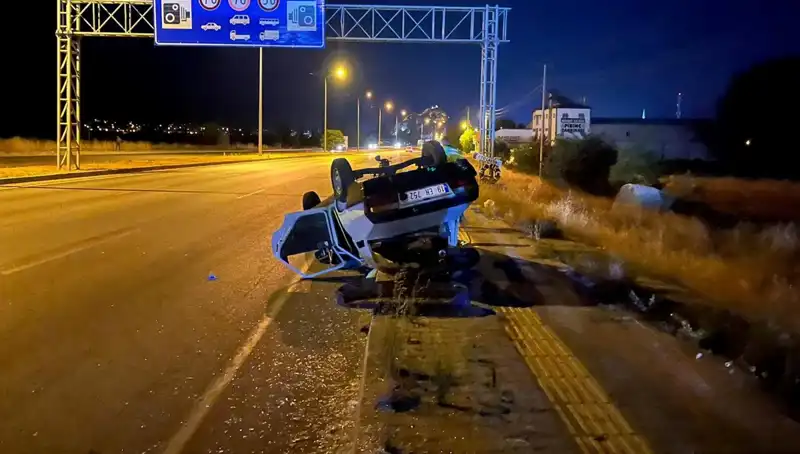 TIR Kazası Korkuttu: Takla Atan Otomobilde Sadece Bir Yaralı
