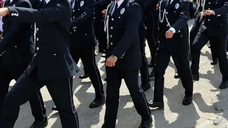 Türkiye'de Polis Meslek Yüksekokullarına 2 Bin 500 Öğrenci Alımı Yapılacak!