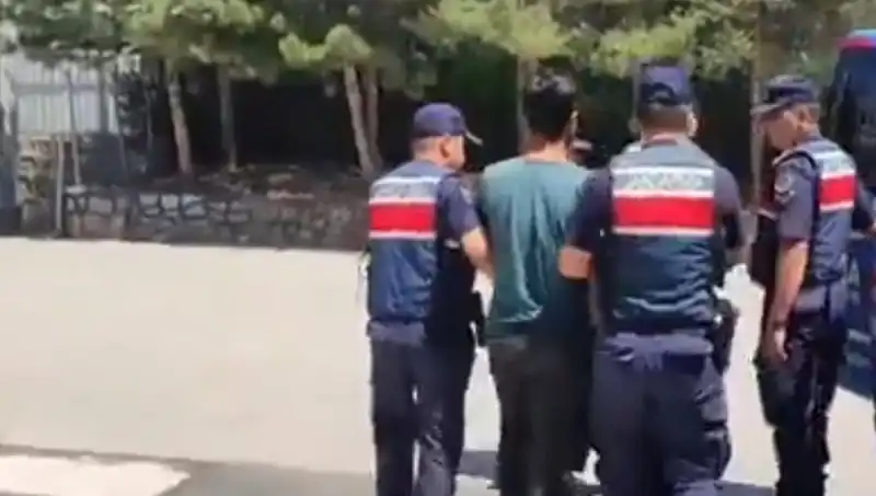 Türkiye'nin 14 İlinde DAEŞ'e Yönelik Geniş Kapsamlı Operasyon Düzenlendi