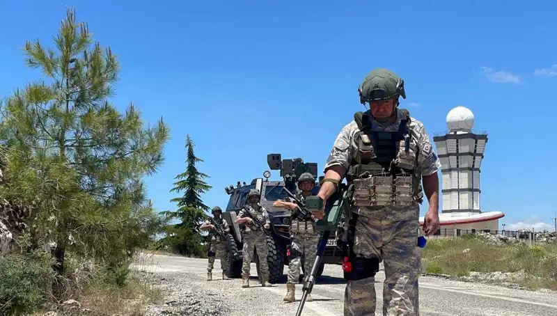 Bayramda Nöbet Tutan Mehmetçikler, Vatanseverlikleriyle Göz Dolduruyor